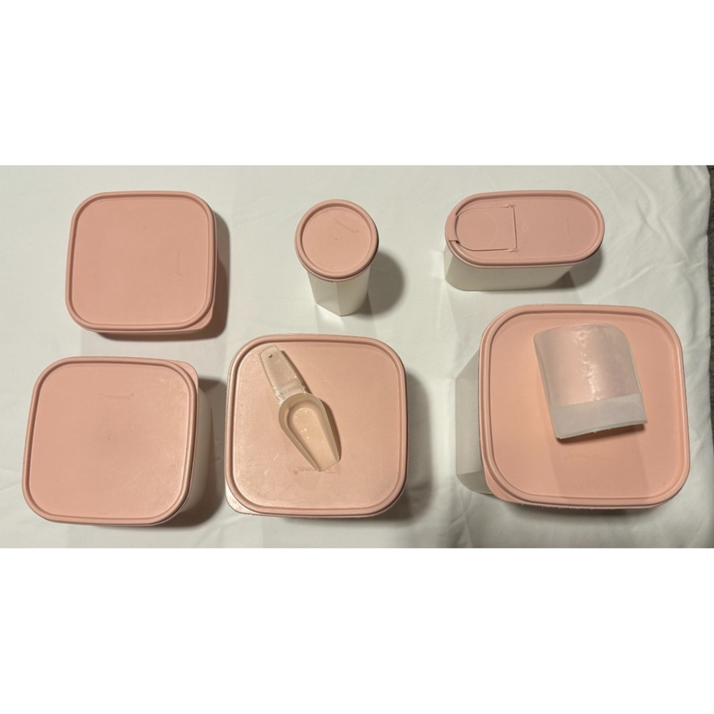 (6) Vintage Tupperware Container Set W/Lids and 2 Scoops - Pink Lids